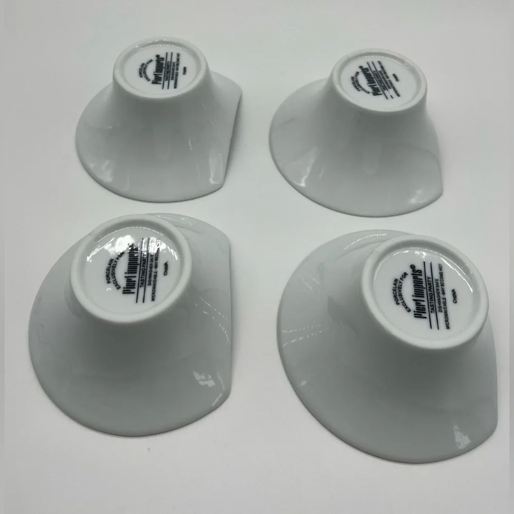 4 porcelain ramekin serving / tasting dishes